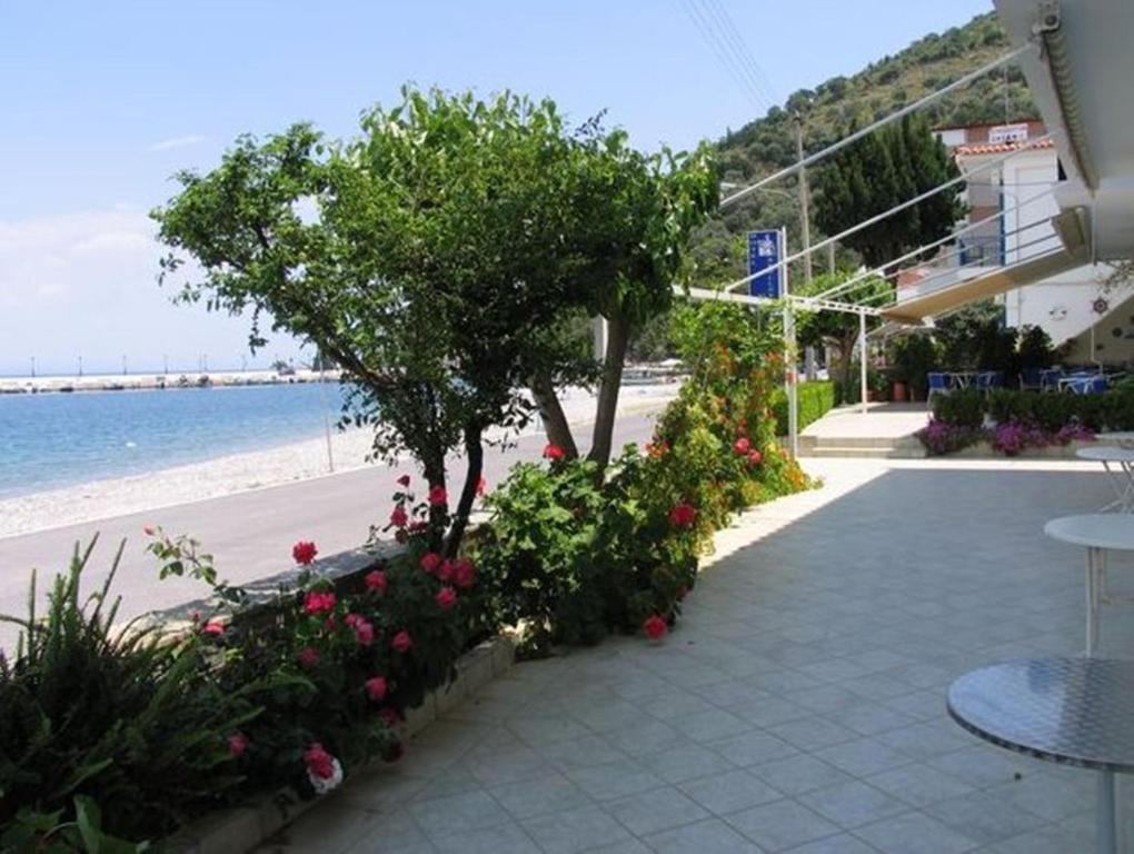 Tirós Apollon Hotel מראה חיצוני תמונה